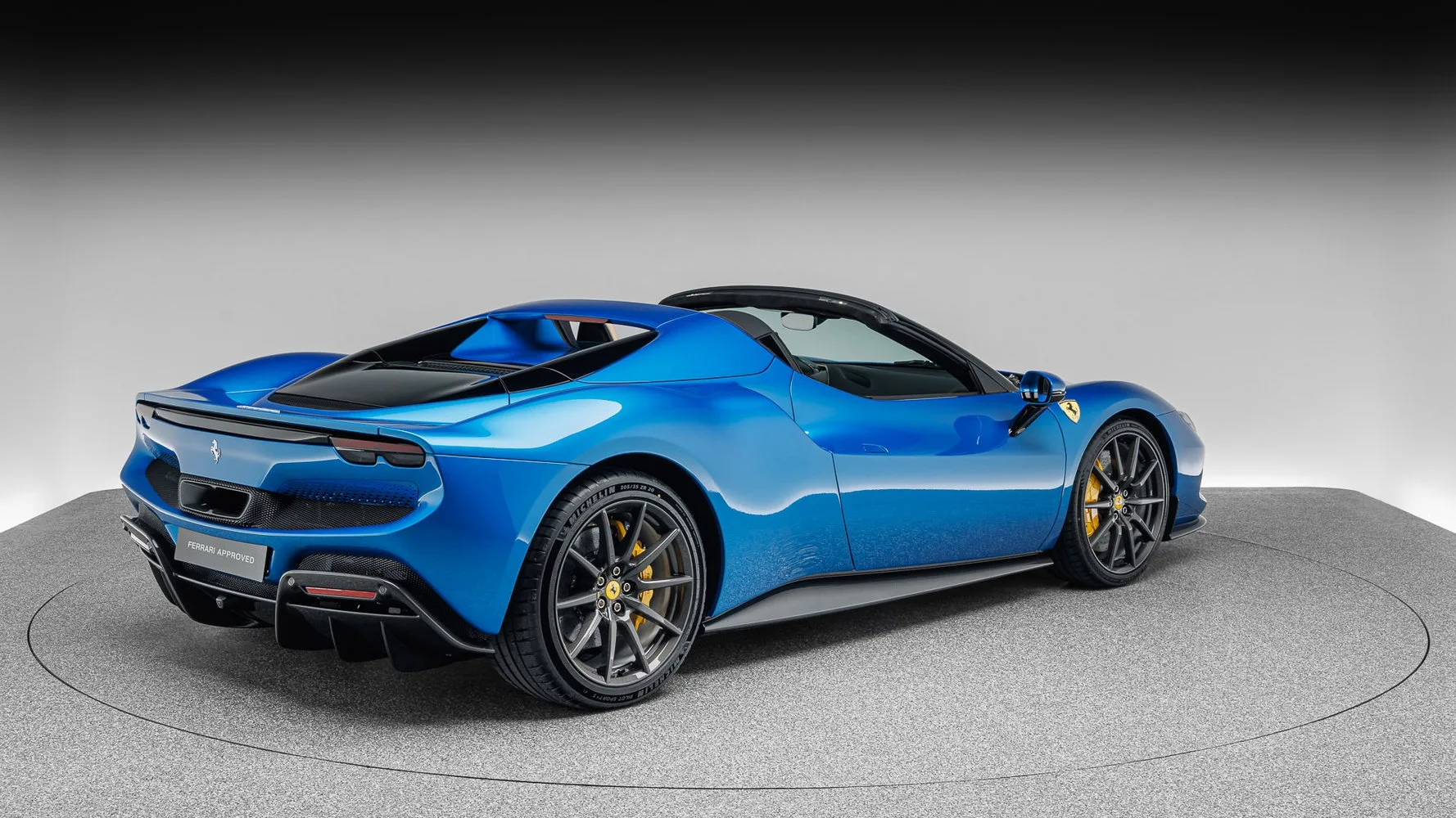 2024 Ferrari 296 GTS, 3/19