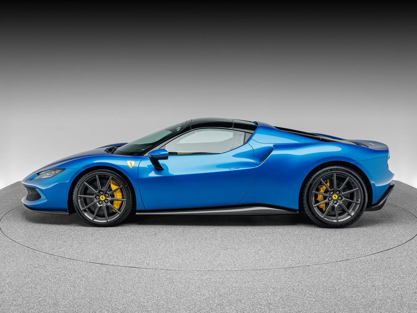 2024 Ferrari 296 GTS, 16/19