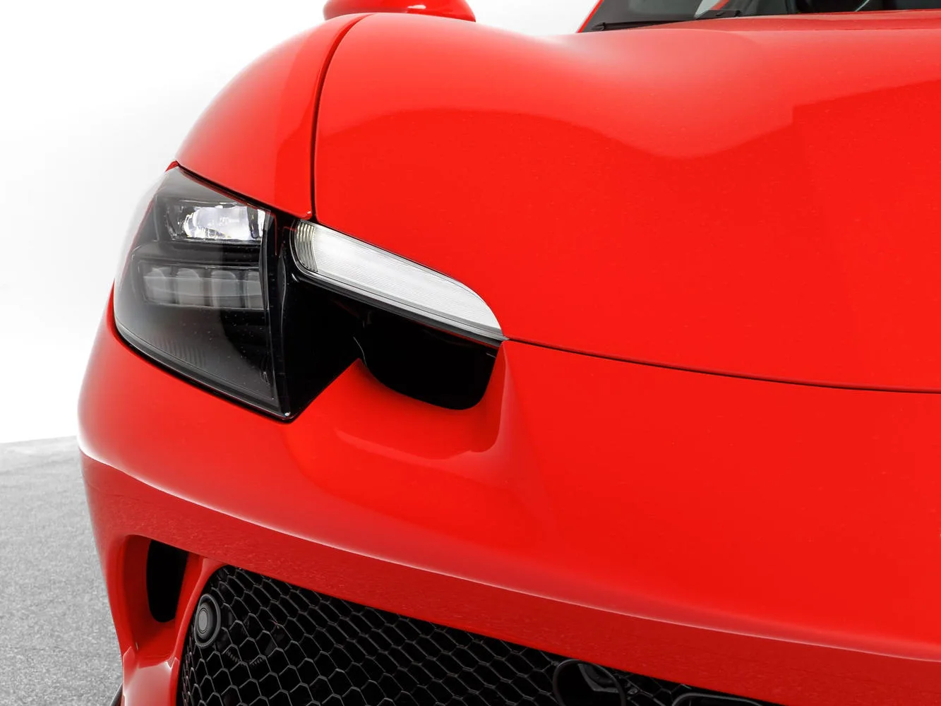2024 Ferrari 296 GTS, 8/19