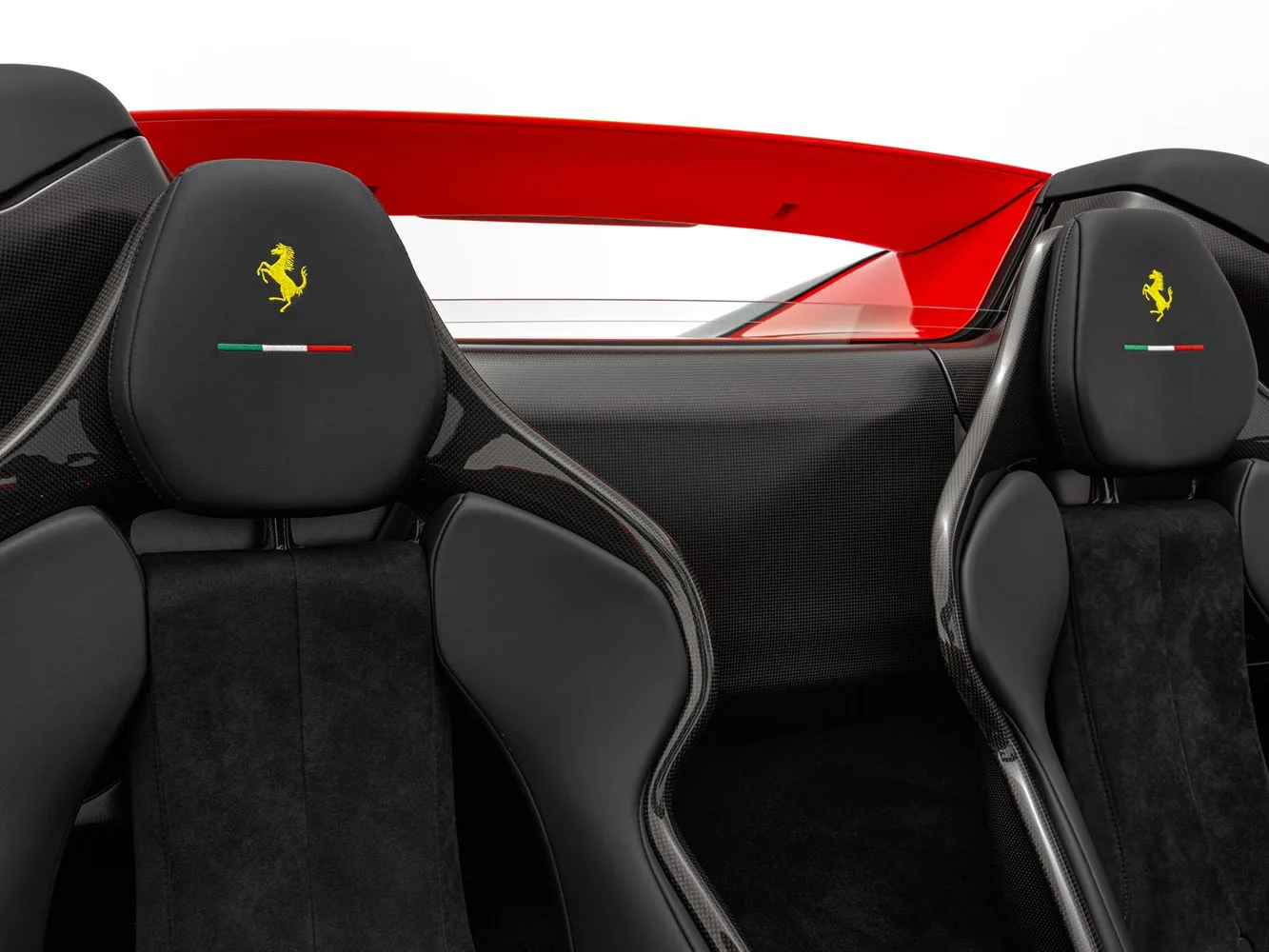 2024 Ferrari 296 GTS, 13/19