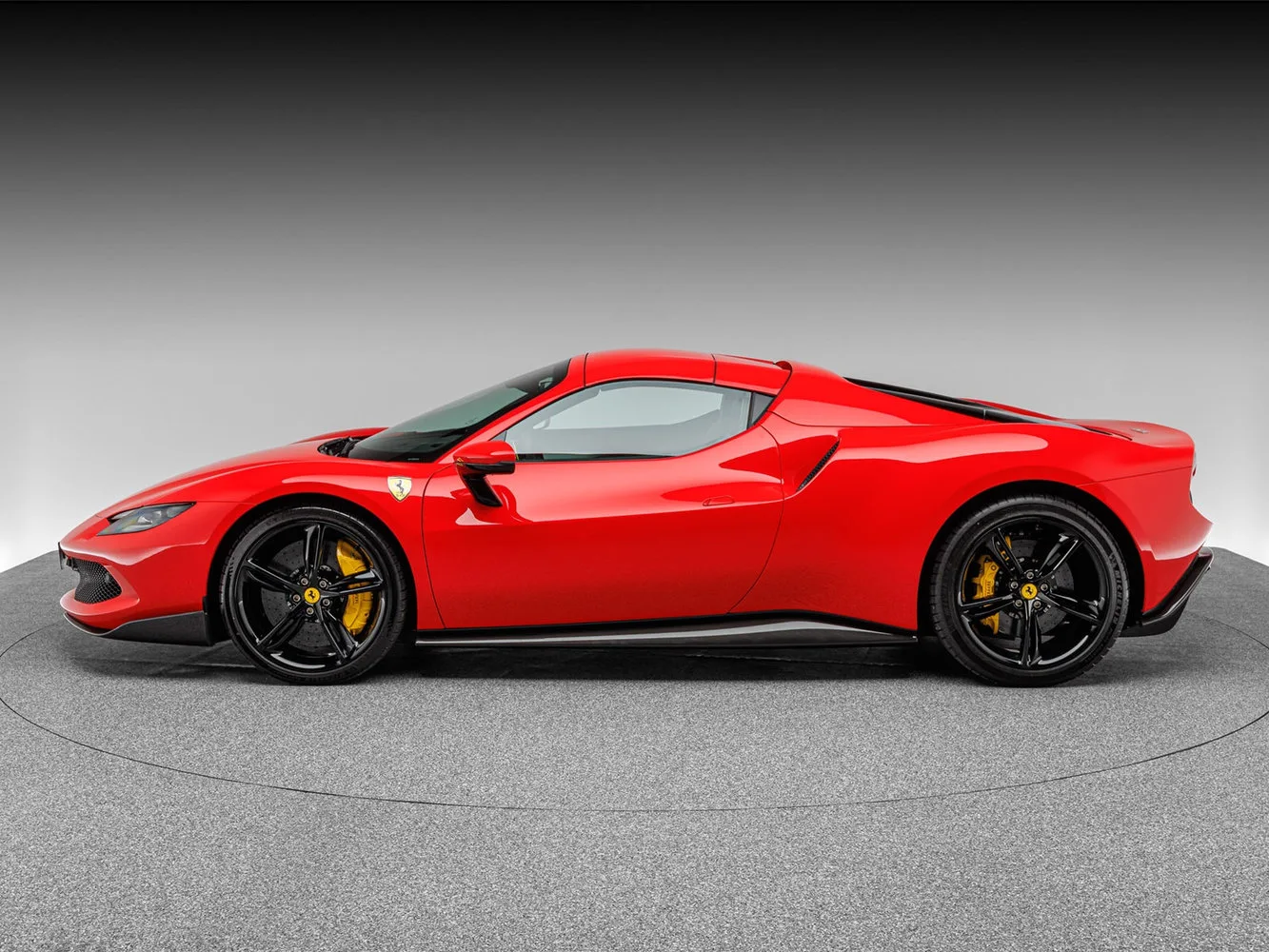 2024 Ferrari 296 GTS, 18/19