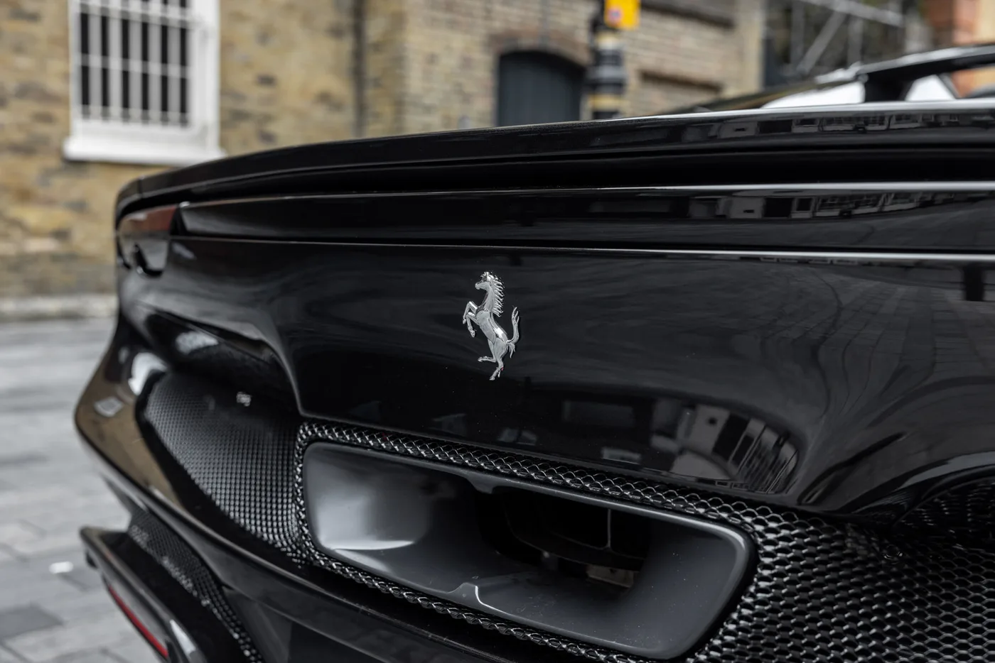 2024 Ferrari 296 GTS angeboten von einer Vertragshändlergruppe in Mayfair, Vereinigtes Königreich, Foto 4 von 25