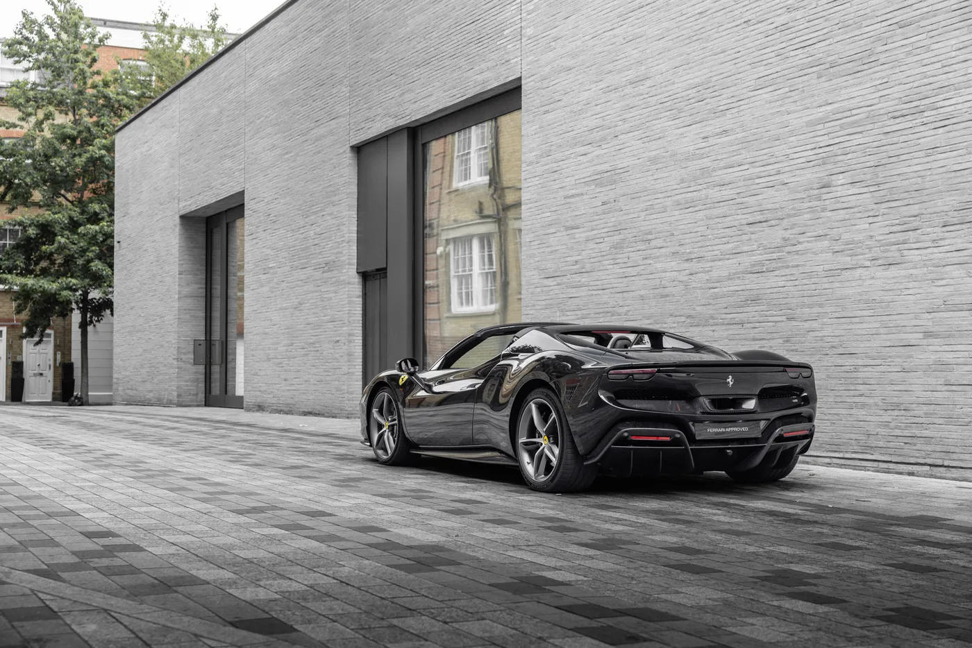 2024 Ferrari 296 GTS angeboten von einer Vertragshändlergruppe in Mayfair, Vereinigtes Königreich, Foto 18 von 25