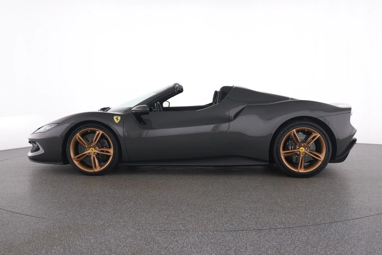 2024 Ferrari 296 GTS, 4/29