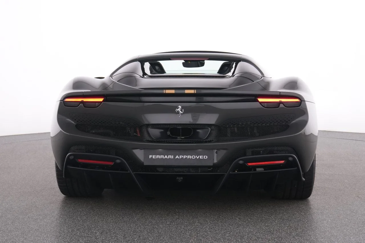 2024 Ferrari 296 GTS, 8/29
