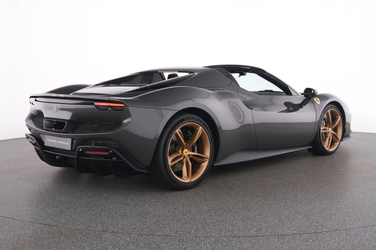2024 Ferrari 296 GTS, 10/29