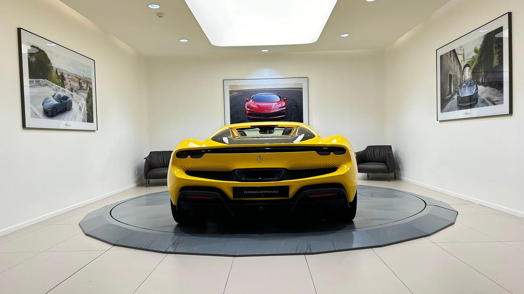 2024 Ferrari 296 GTS, 4/30
