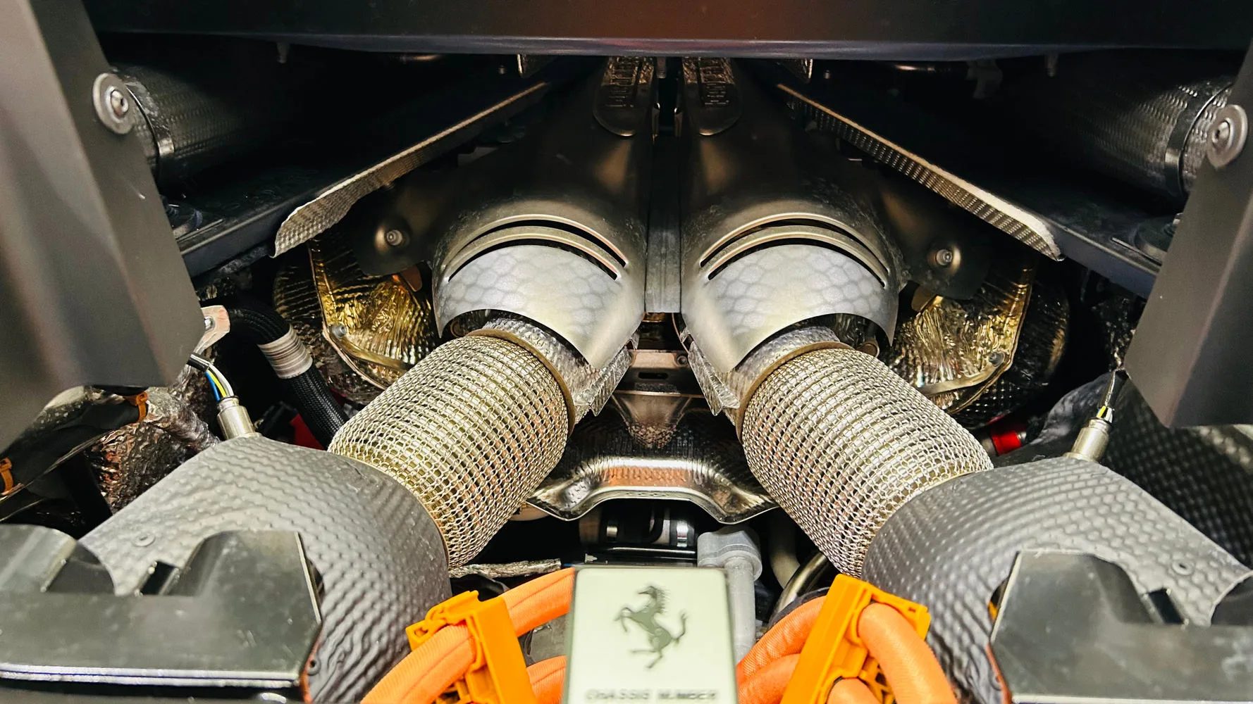 2024 Ferrari 296 GTS, 8/18