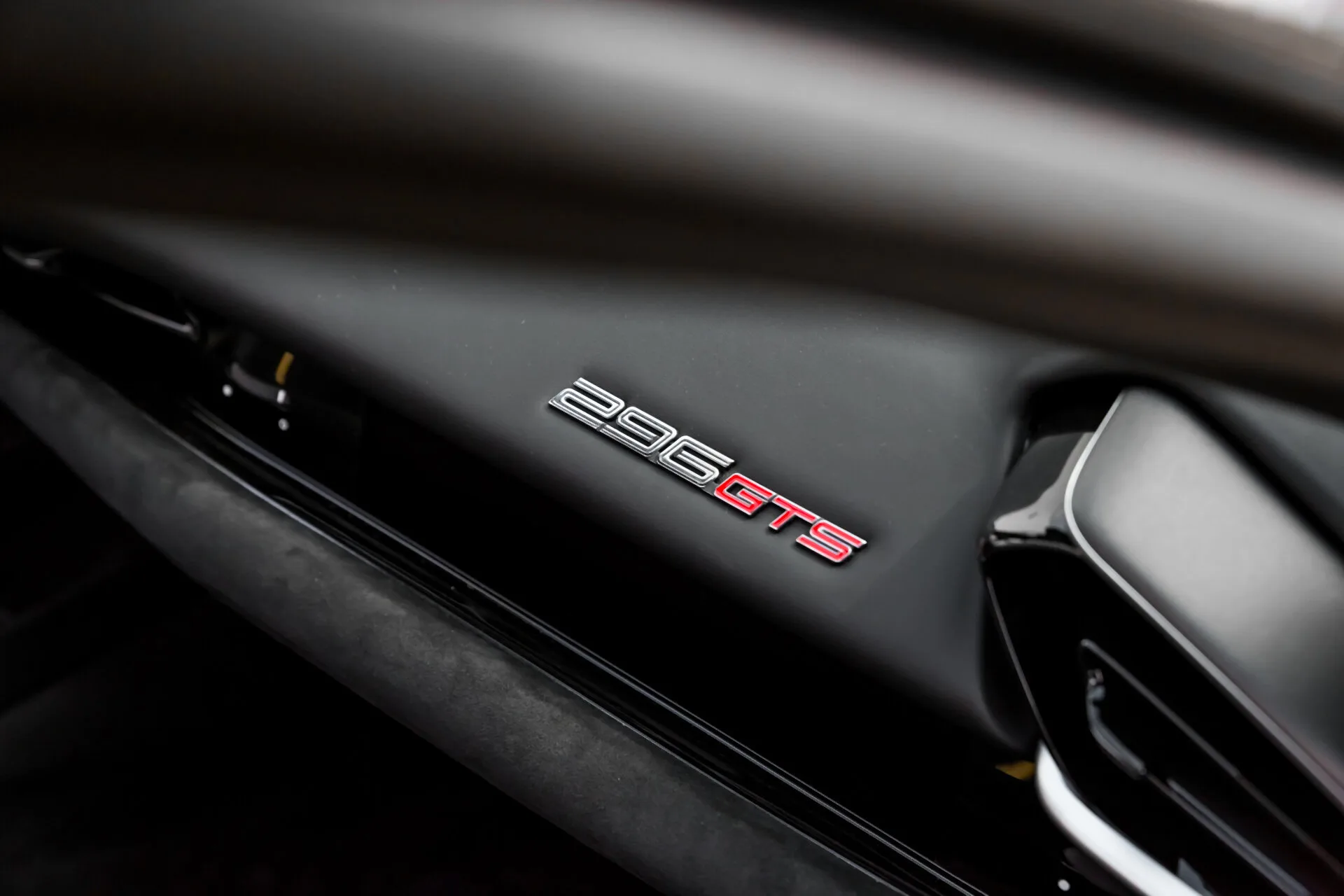 2024 Ferrari 296 GTS, 19/30