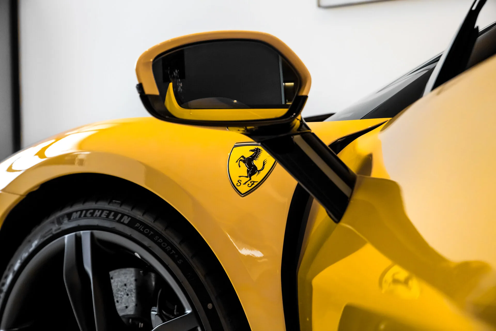 2024 Ferrari 296 GTS, 25/30
