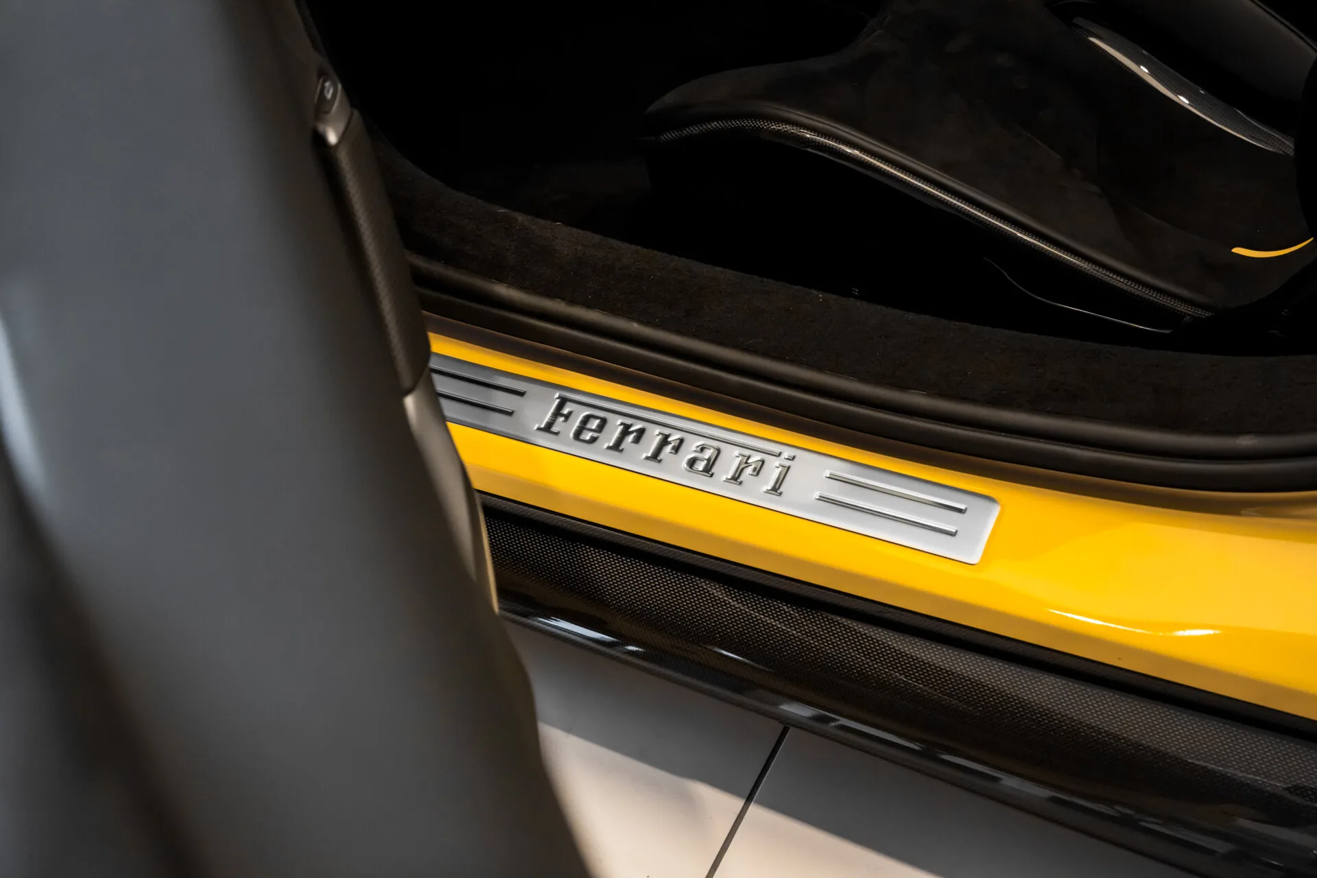 2024 Ferrari 296 GTS, 28/30