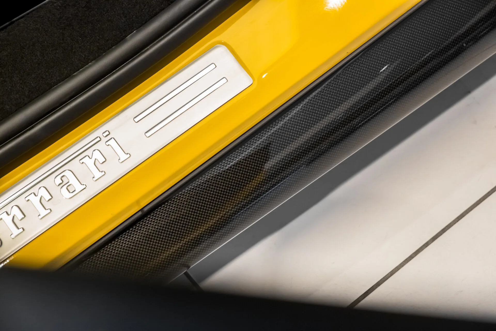 2024 Ferrari 296 GTS, 29/30