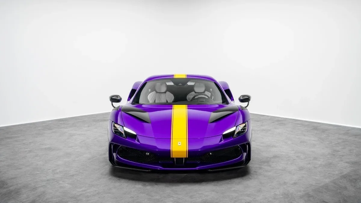 2024 Ferrari 296 GTS angeboten von einem Fachhändler in Dubai, Vereinigte Arabische Emirate, Foto 4 von 25