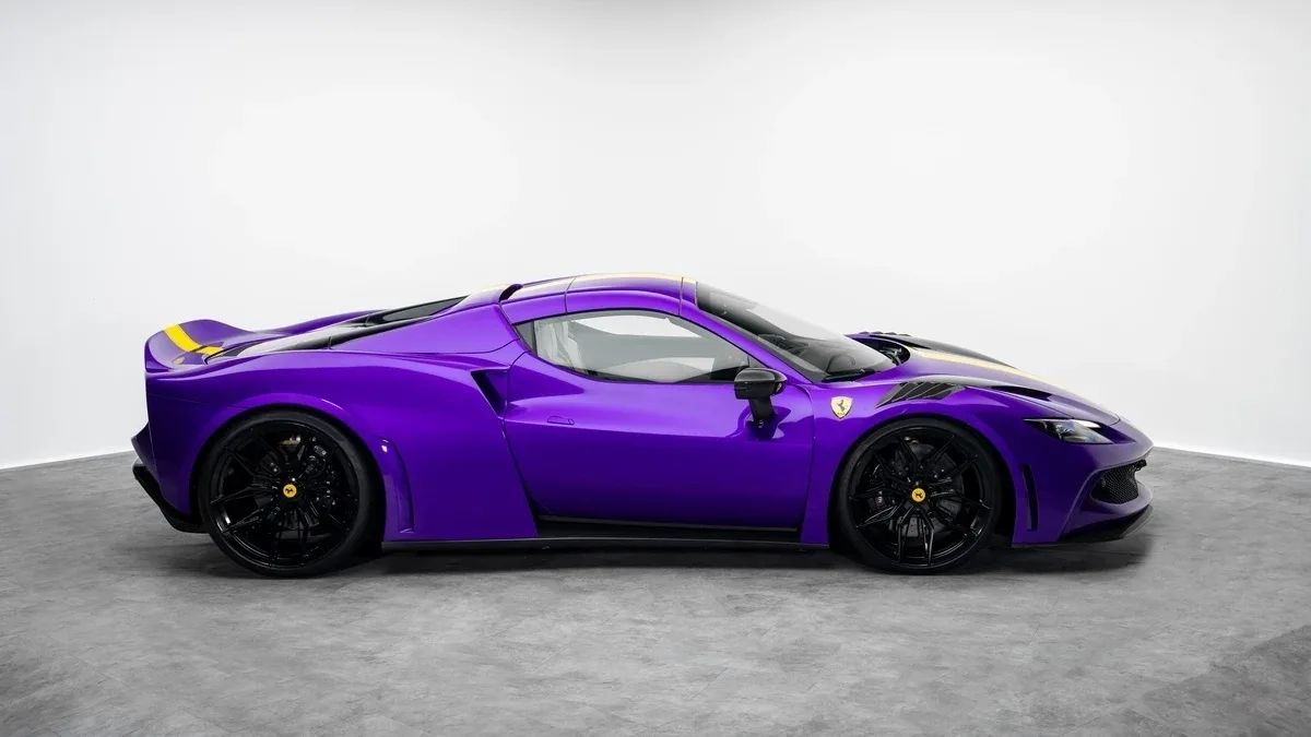 2024 Ferrari 296 GTS angeboten von einem Fachhändler in Dubai, Vereinigte Arabische Emirate, Foto 5 von 25