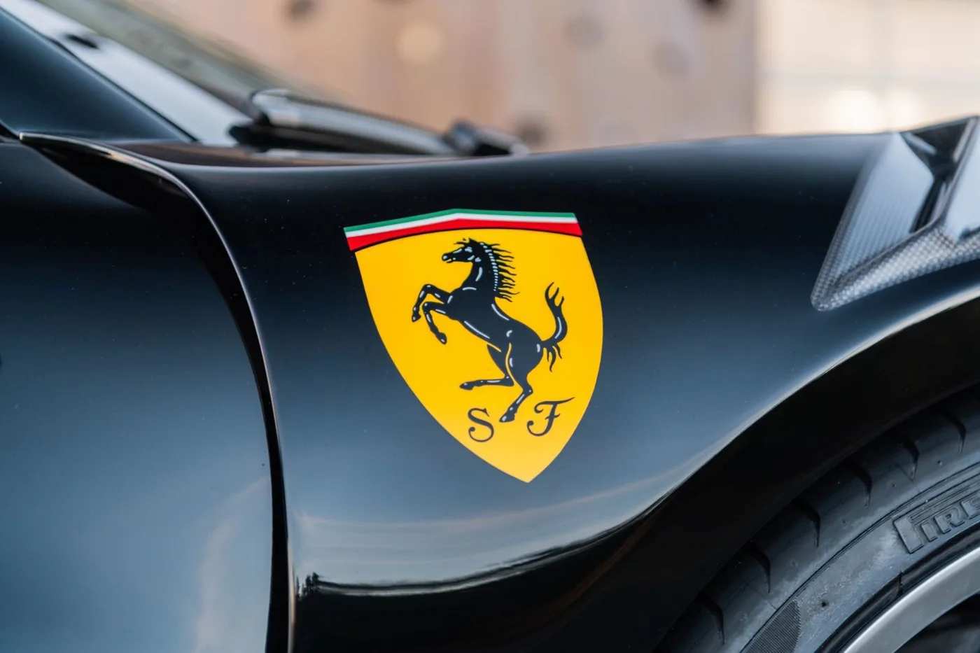 2024 Ferrari 296 GTS angeboten von einem Supersportwagenhändler in Gronau, Deutschland, Foto 11 von 25