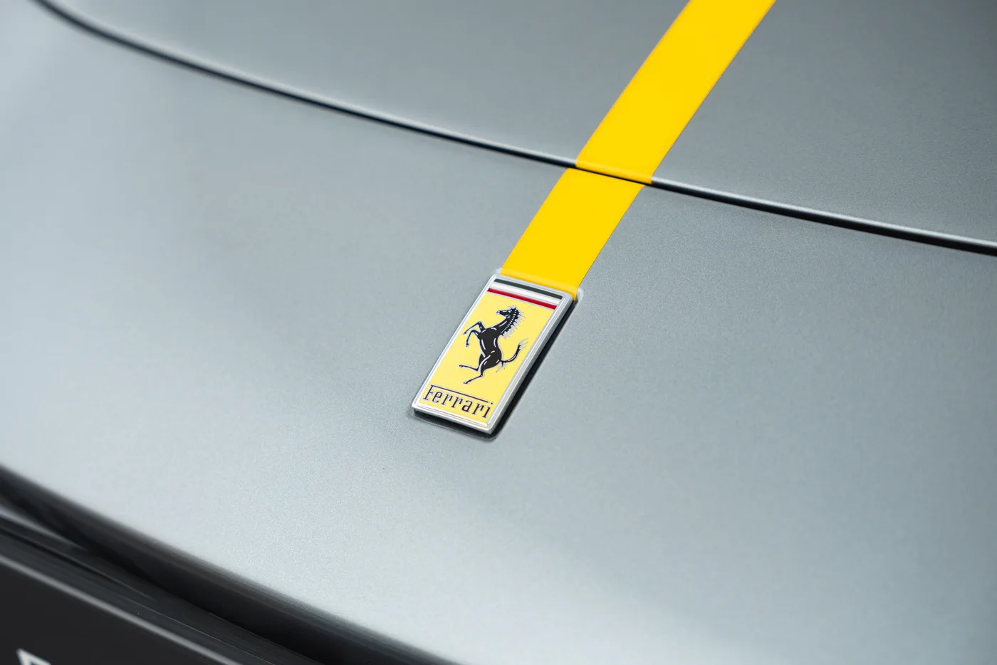2024 Ferrari 296 GTS proposée par un concessionnaire spécialisé à Vösendorf, Autriche, photo 13 sur 15