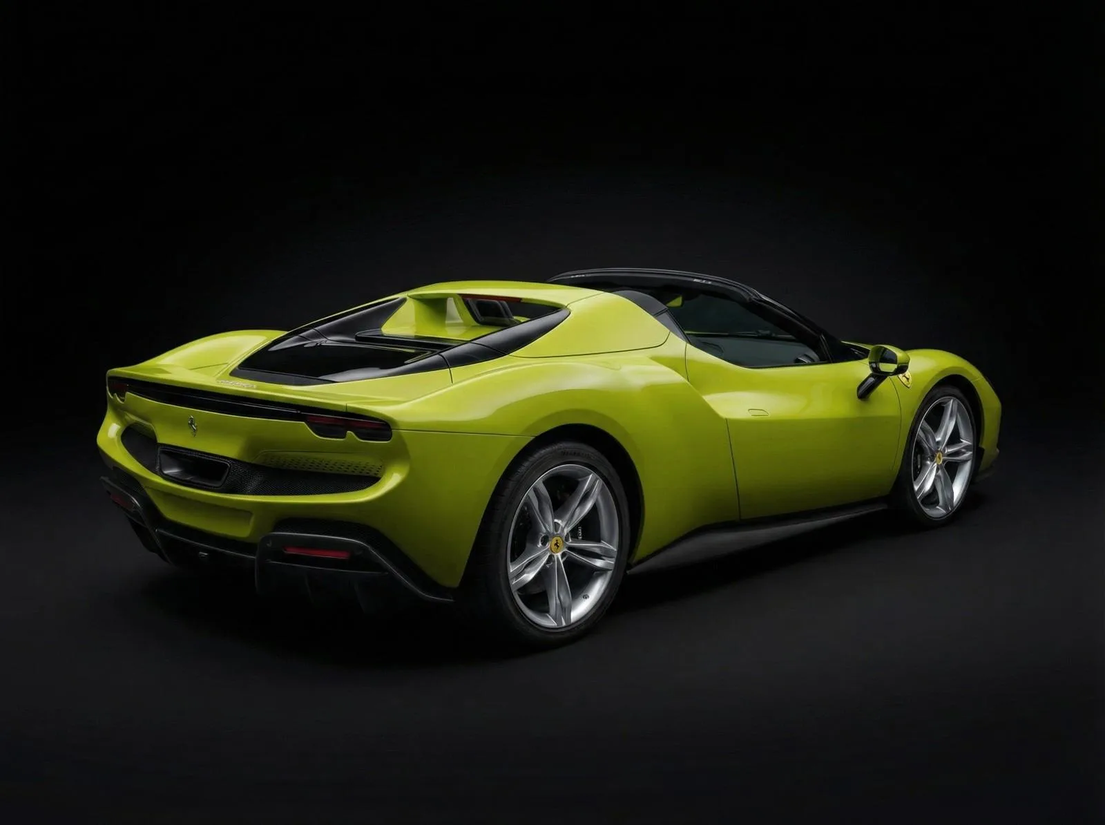 2024 Ferrari 296 GTS, 4/12