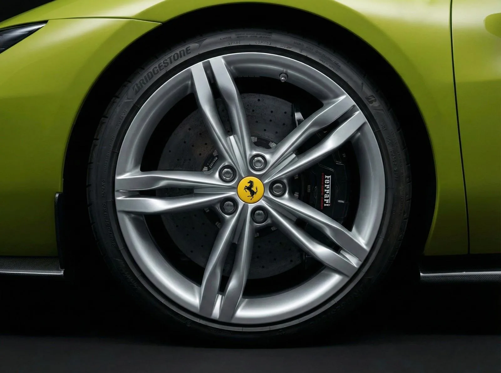 2024 Ferrari 296 GTS, 7/12