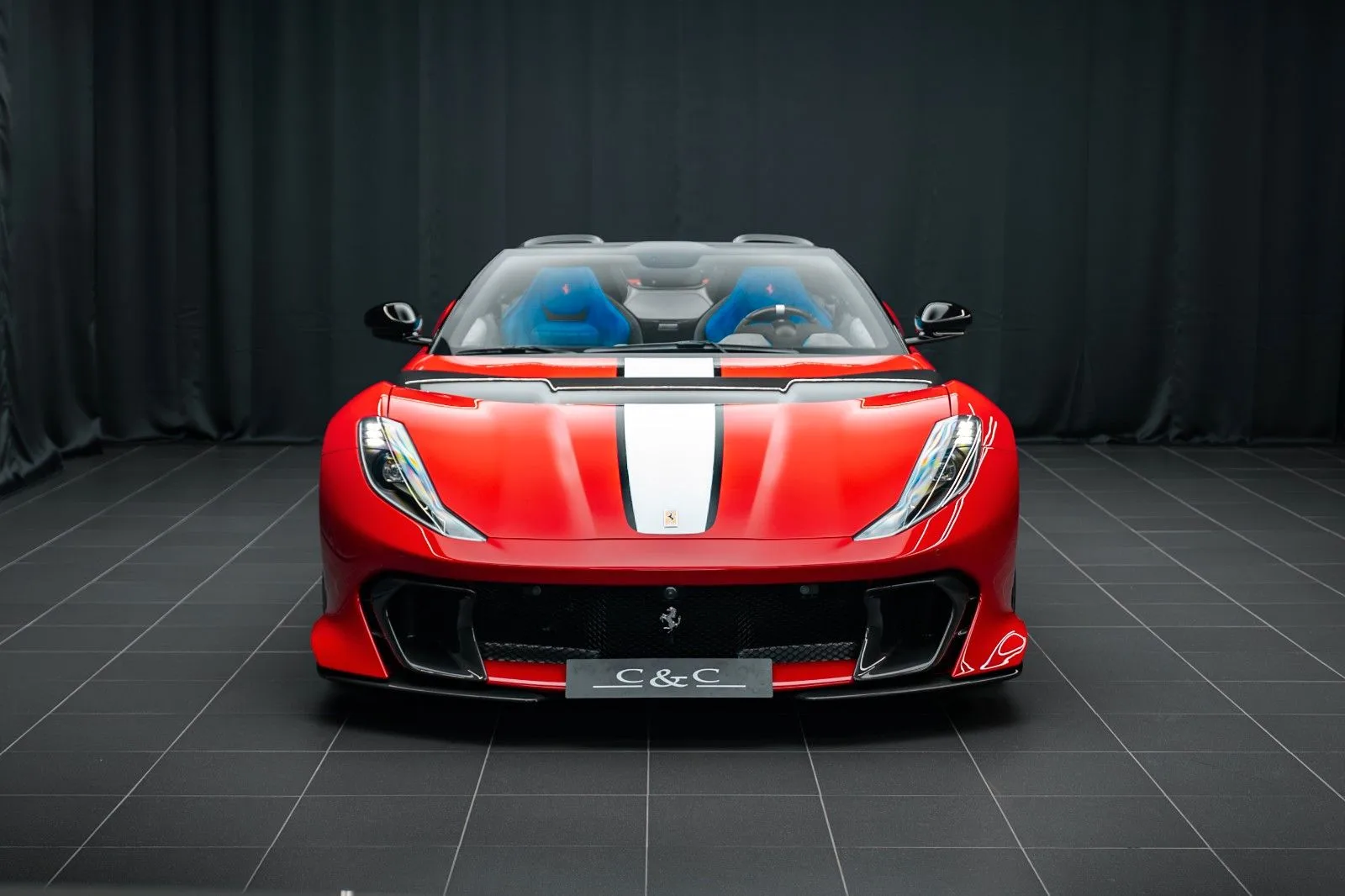 2024 Ferrari 812 Competizione A, 2/14