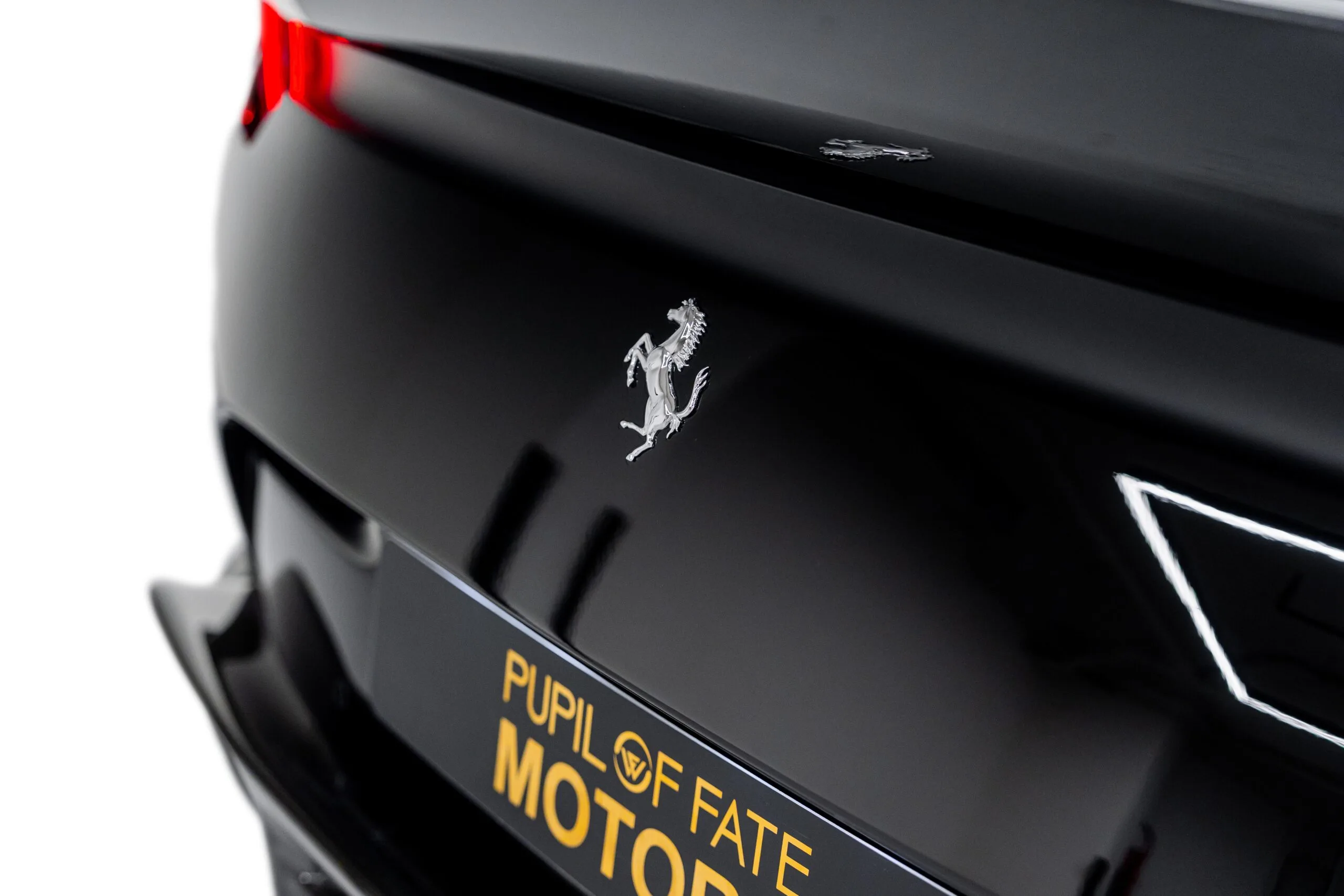 2024 Ferrari 812 Competizione A, 8/20