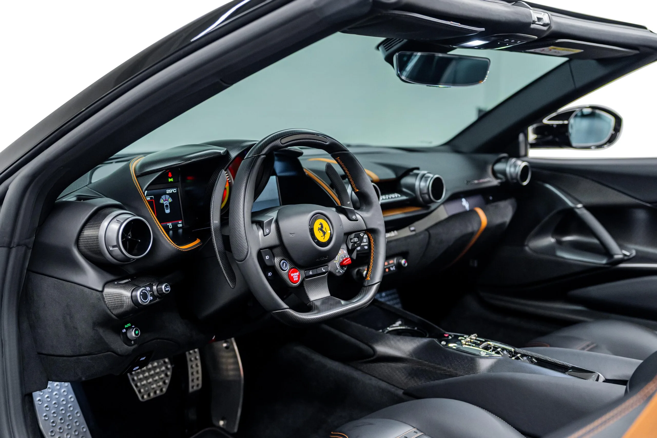 2024 Ferrari 812 Competizione A, 18/20