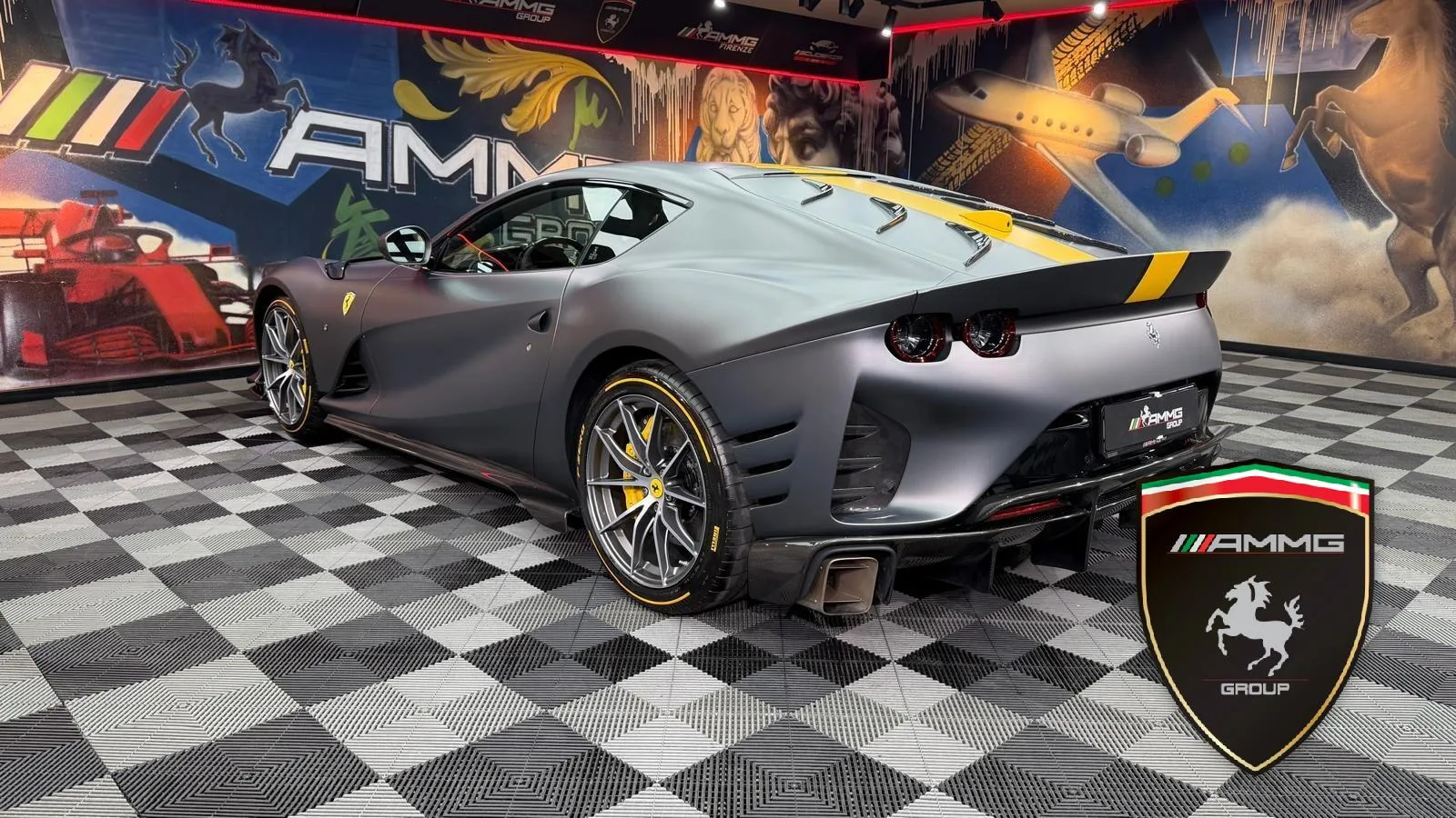 2024 Ferrari 812 Competizione, 7/15