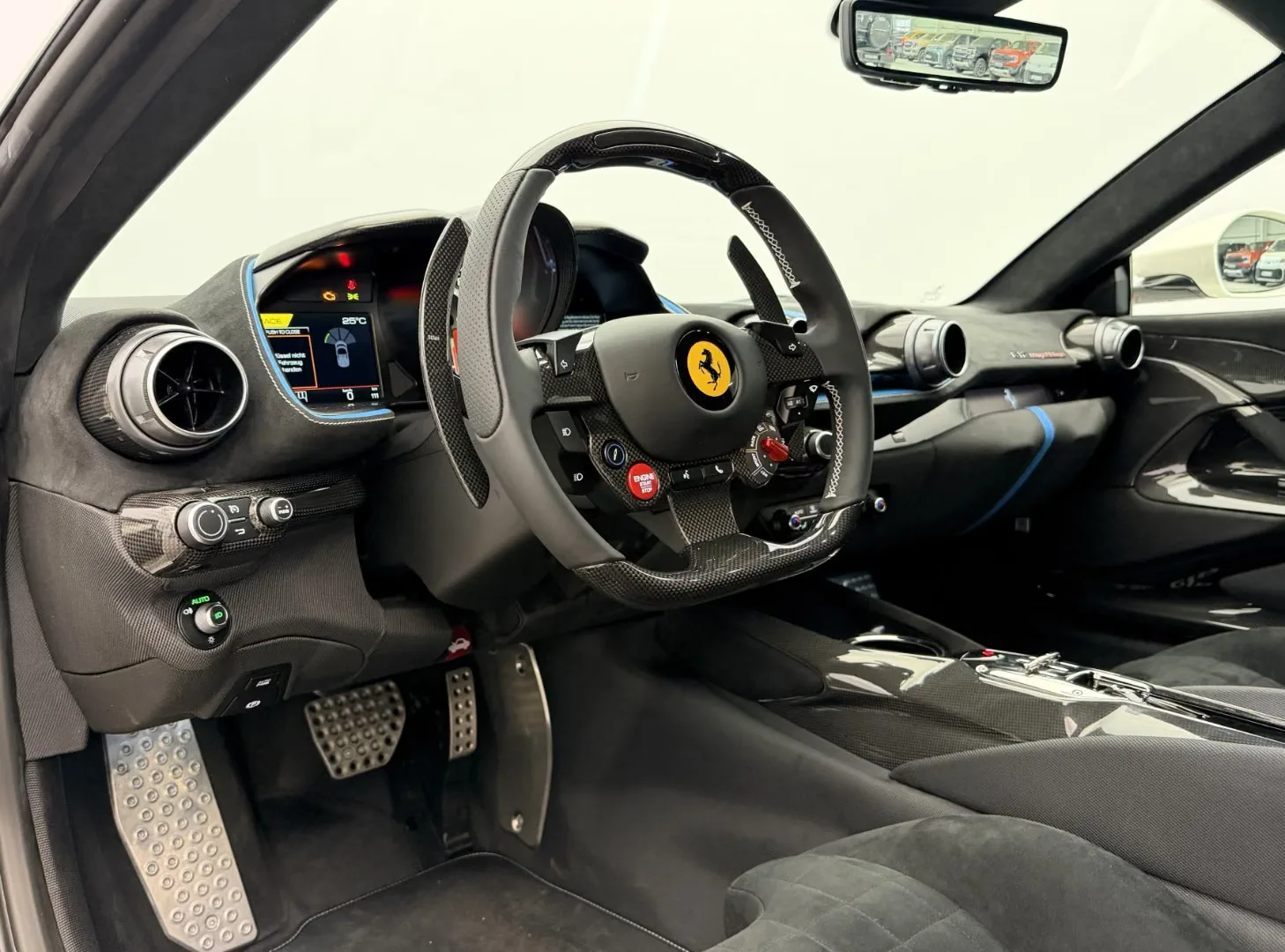 2024 Ferrari 812 Competizione, 9/30