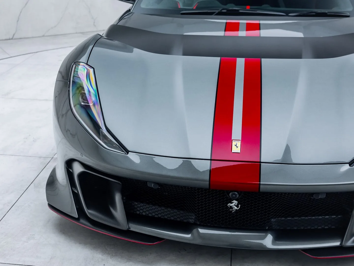 2024 Ferrari 812 Competizione, 5/30