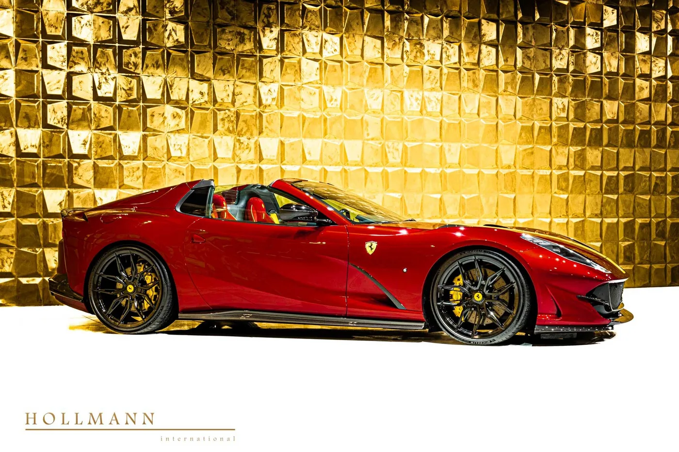 2024 Ferrari 812 GTS angeboten von einem Fachhändler in Stuhr, Deutschland, Foto 2 von 8