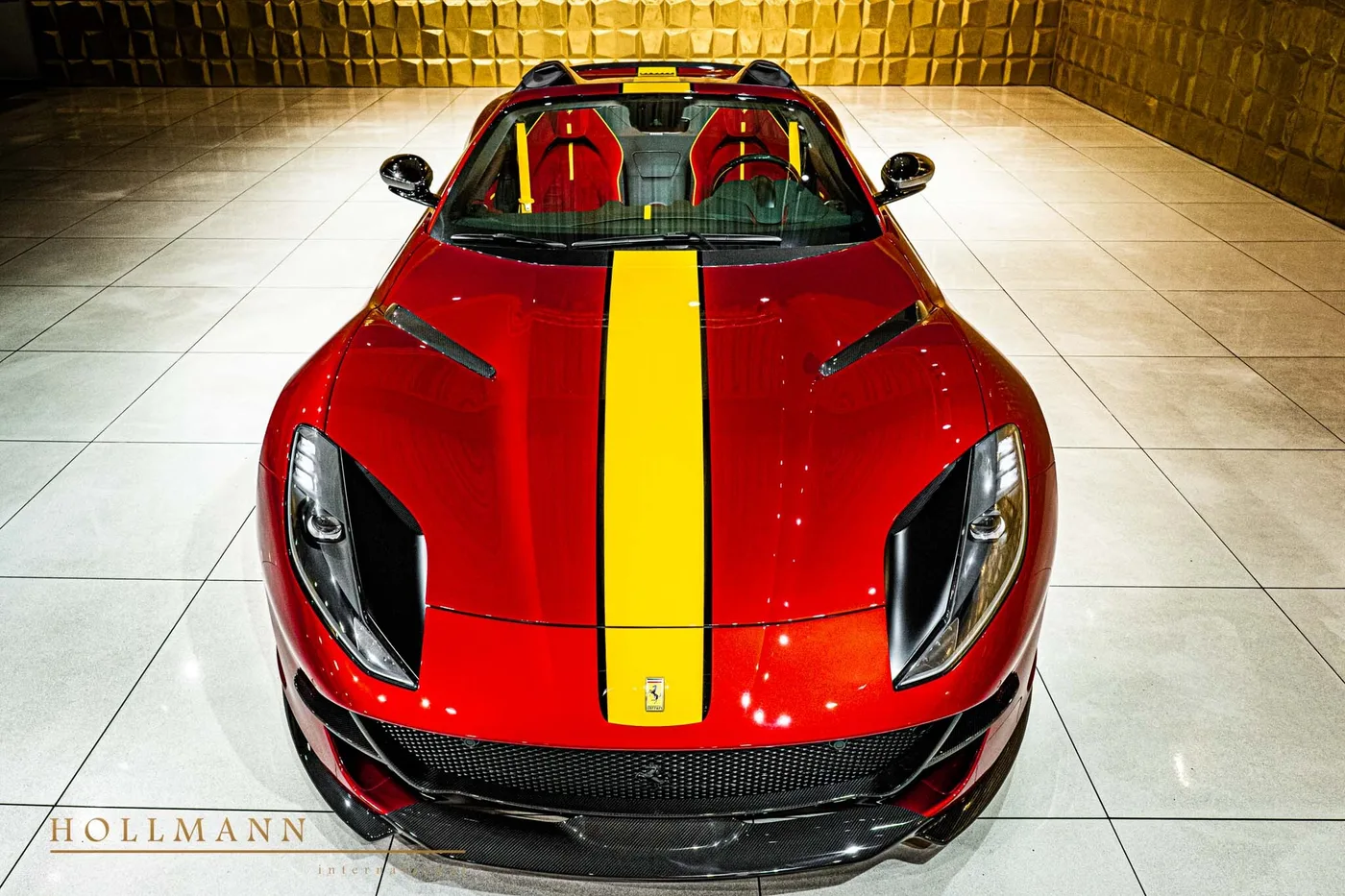 2024 Ferrari 812 GTS angeboten von einem Fachhändler in Stuhr, Deutschland, Foto 4 von 8
