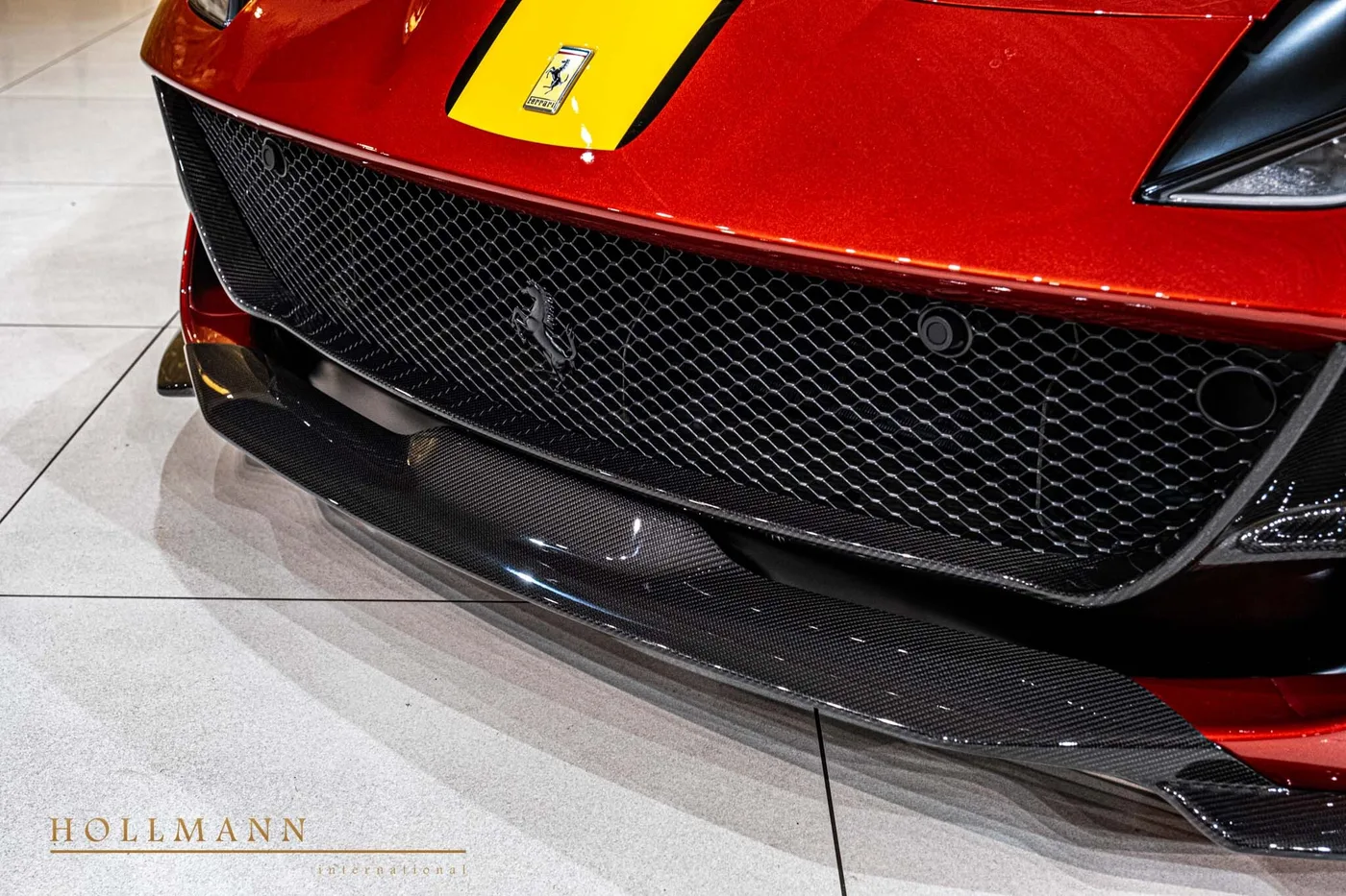 2024 Ferrari 812 GTS angeboten von einem Fachhändler in Stuhr, Deutschland, Foto 7 von 8