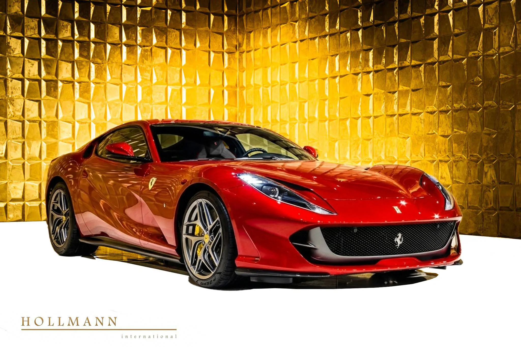2024 Ferrari 812 Superfast angeboten von einem Fachhändler in Stuhr, Deutschland, Hauptfoto