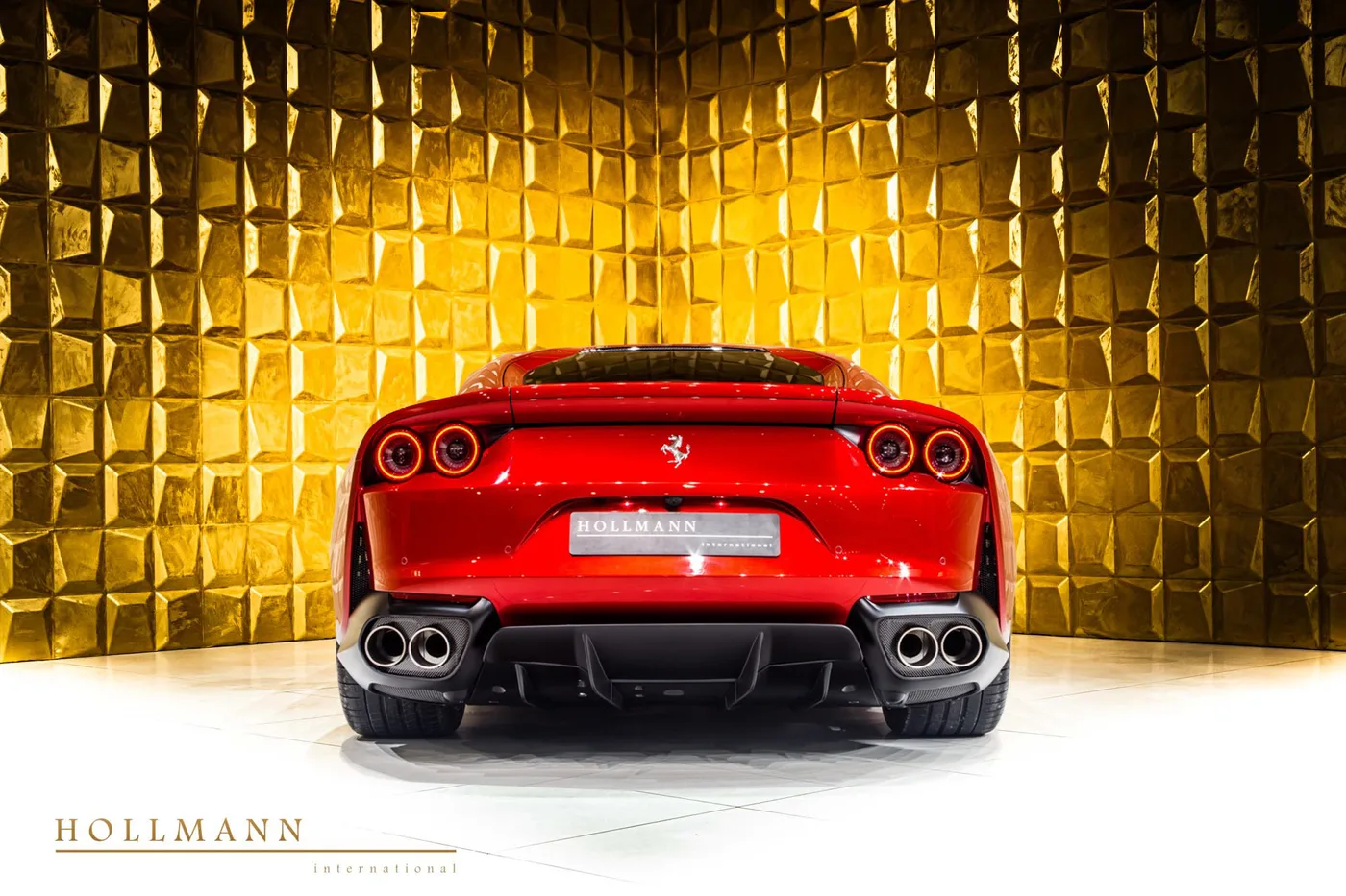 2024 Ferrari 812 Superfast proposée par un concessionnaire spécialisé à Stuhr, Allemagne, photo 6 sur 8
