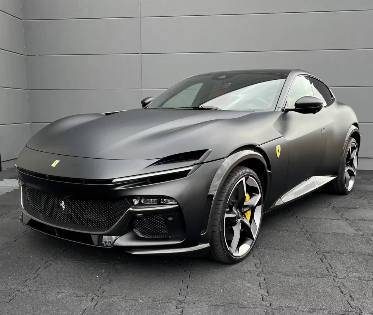2024 Ferrari Purosangue offered by a specialist dealer in Nordhausen, Germany, main photo