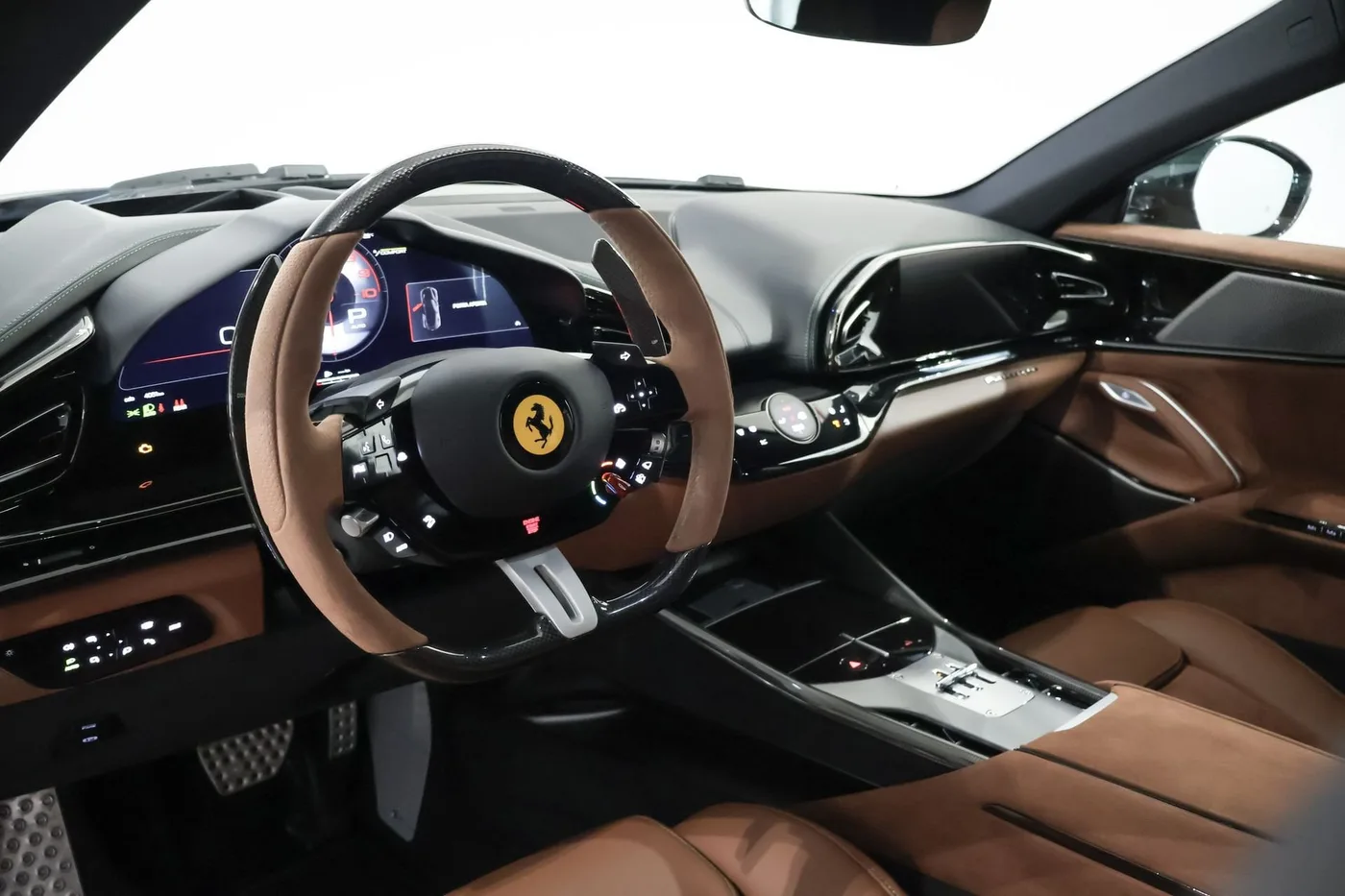 2024 Ferrari Purosangue proposée par un spécialiste de la supercar à Zibido San Giacomo, Italie, photo 10 sur 25