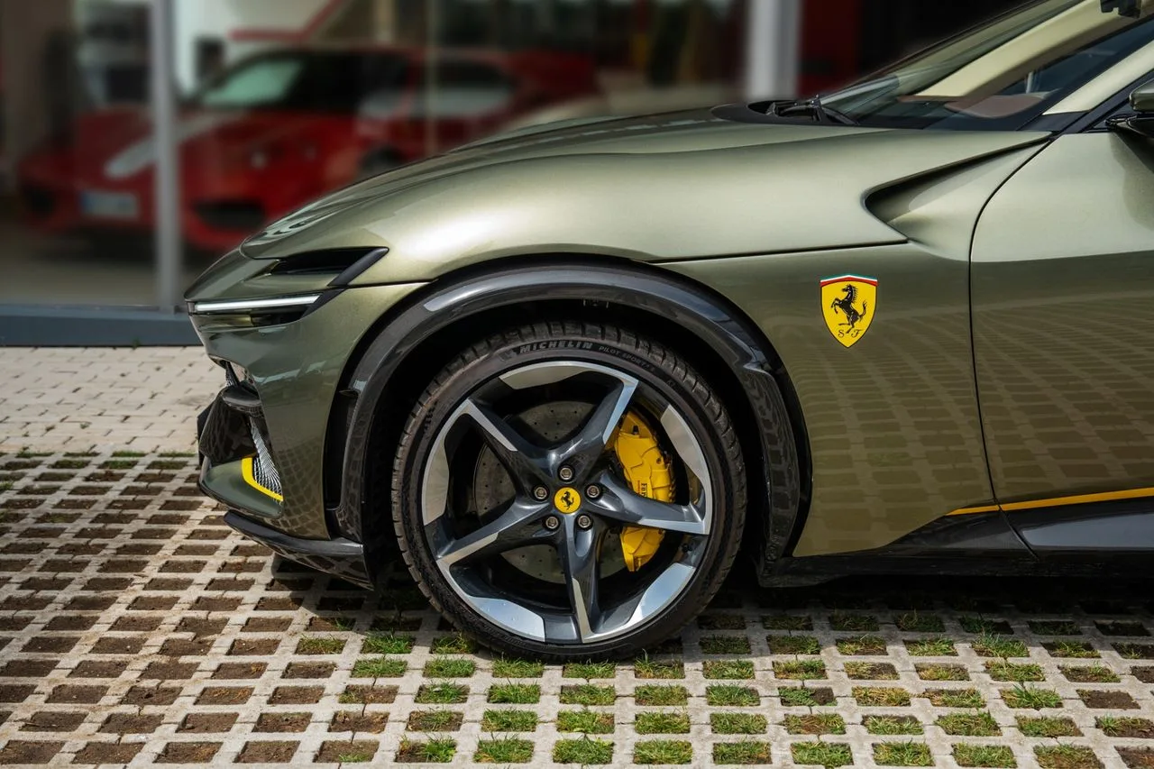 2024 Ferrari Purosangue, 11/30