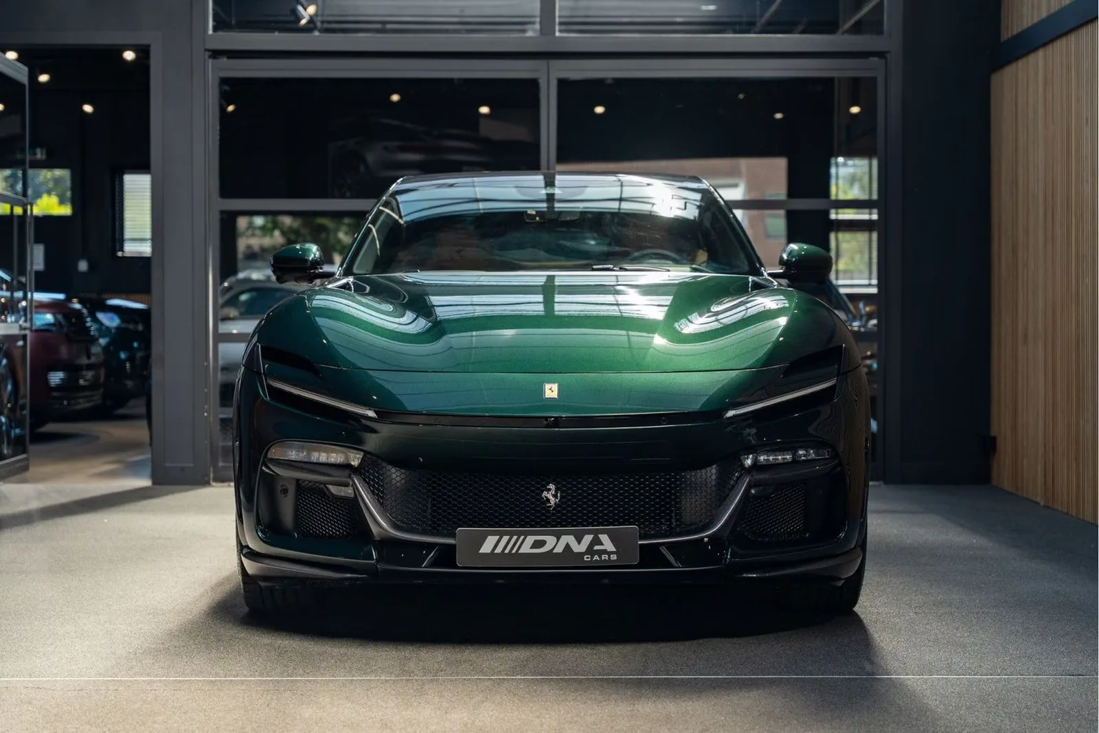 2024 Ferrari Purosangue, 2/30