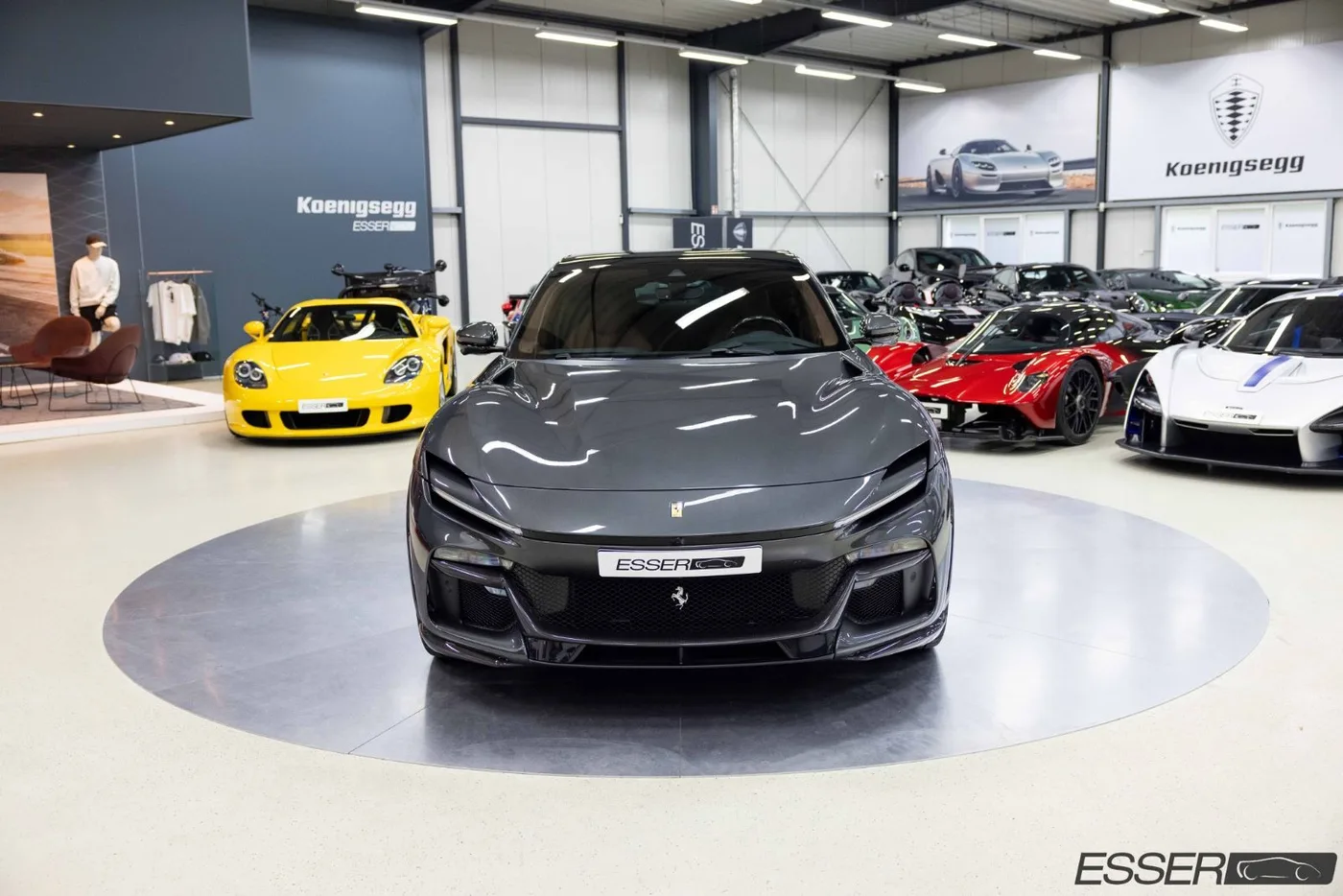 2024 Ferrari Purosangue proposée par un concessionnaire spécialisé à Alsdorf, Allemagne, photo 2 sur 10