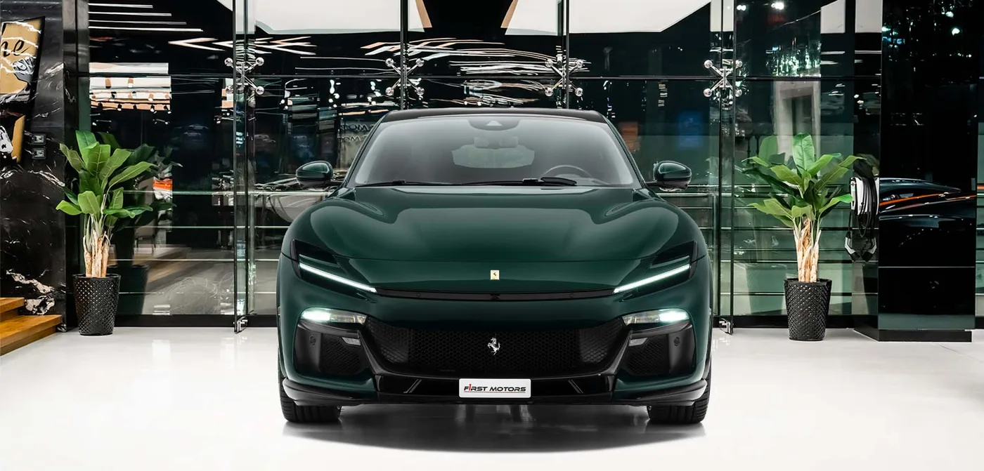 2024 Ferrari Purosangue angeboten von einem Fachhändler in Dubai, Vereinigte Arabische Emirate, Außenansicht 3
