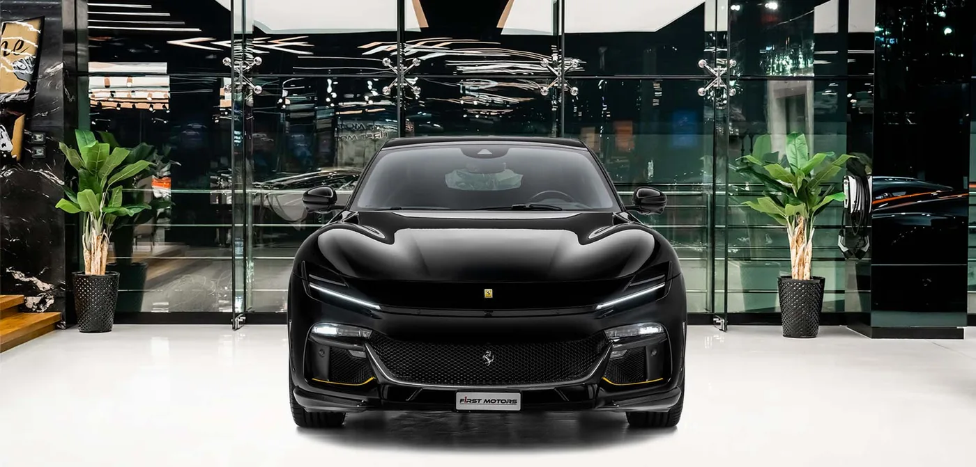 2024 Ferrari Purosangue angeboten von einem Fachhändler in Dubai, Vereinigte Arabische Emirate, Außenansicht 3