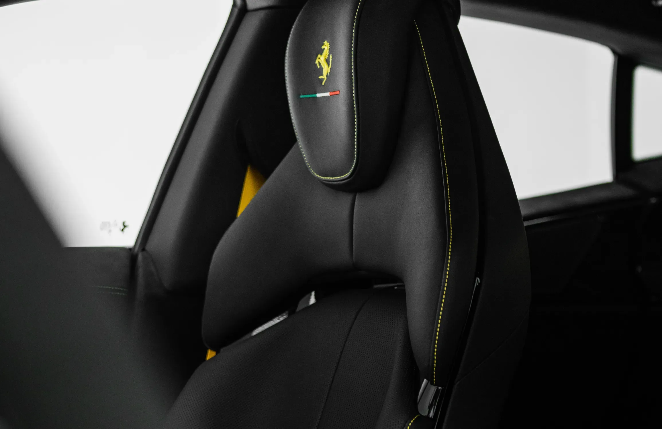 2024 Ferrari Purosangue, 11/25