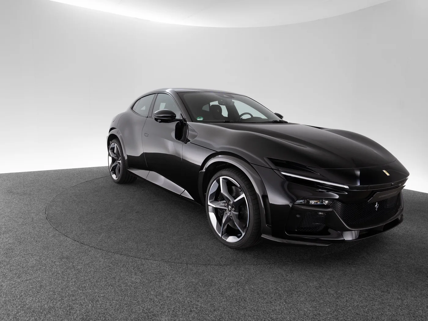 2024 Ferrari Purosangue angeboten von einem Fachhändler in Singen, Deutschland, Foto 8 von 15