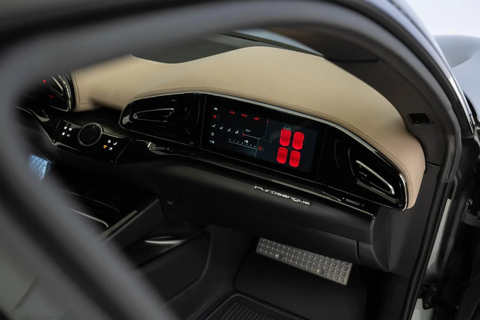 2024 Ferrari Purosangue, 20/25