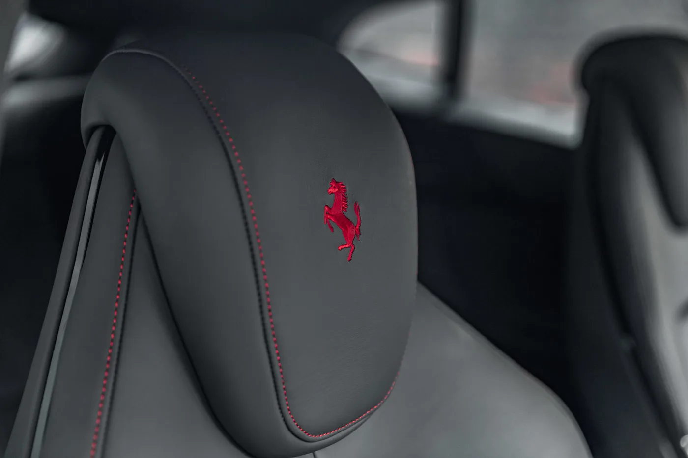 2024 Ferrari Purosangue angeboten von einer Vertragshändlergruppe in Mayfair, Vereinigtes Königreich, Foto 12 von 25