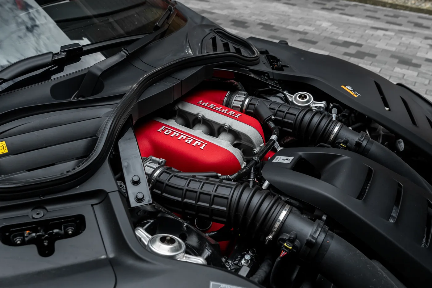 2024 Ferrari Purosangue angeboten von einer Vertragshändlergruppe in Mayfair, Vereinigtes Königreich, Foto 14 von 25