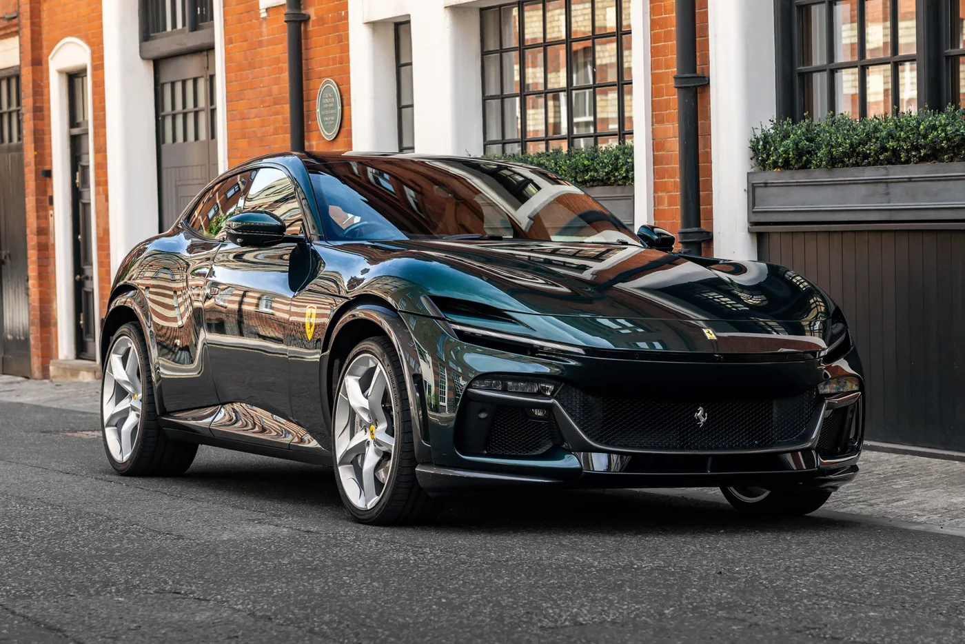 2024 Ferrari Purosangue angeboten von einer Vertragshändlergruppe in Mayfair, Vereinigtes Königreich, Foto 2 von 25