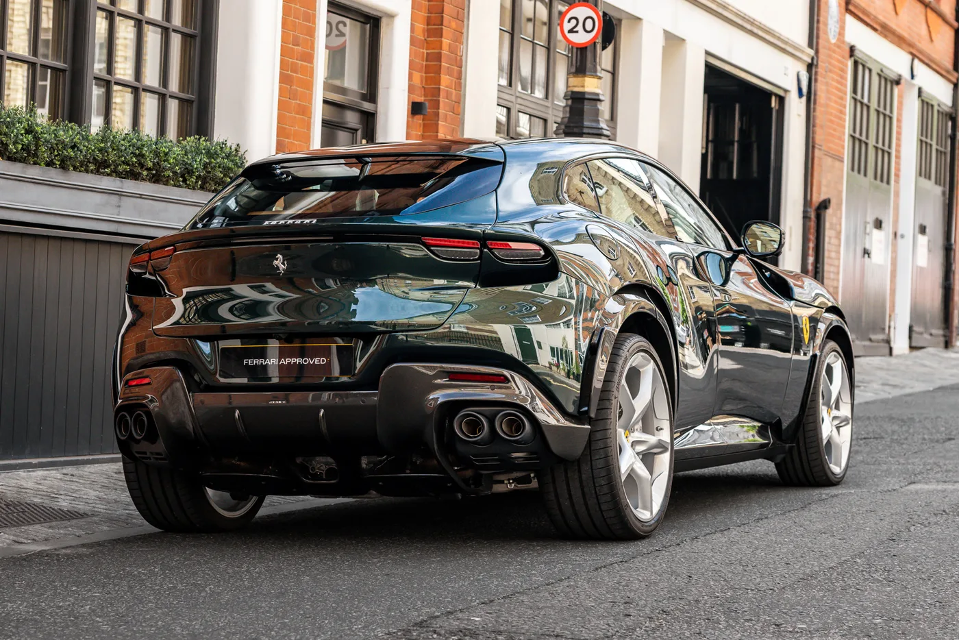 2024 Ferrari Purosangue angeboten von einer Vertragshändlergruppe in Mayfair, Vereinigtes Königreich, Foto 13 von 25