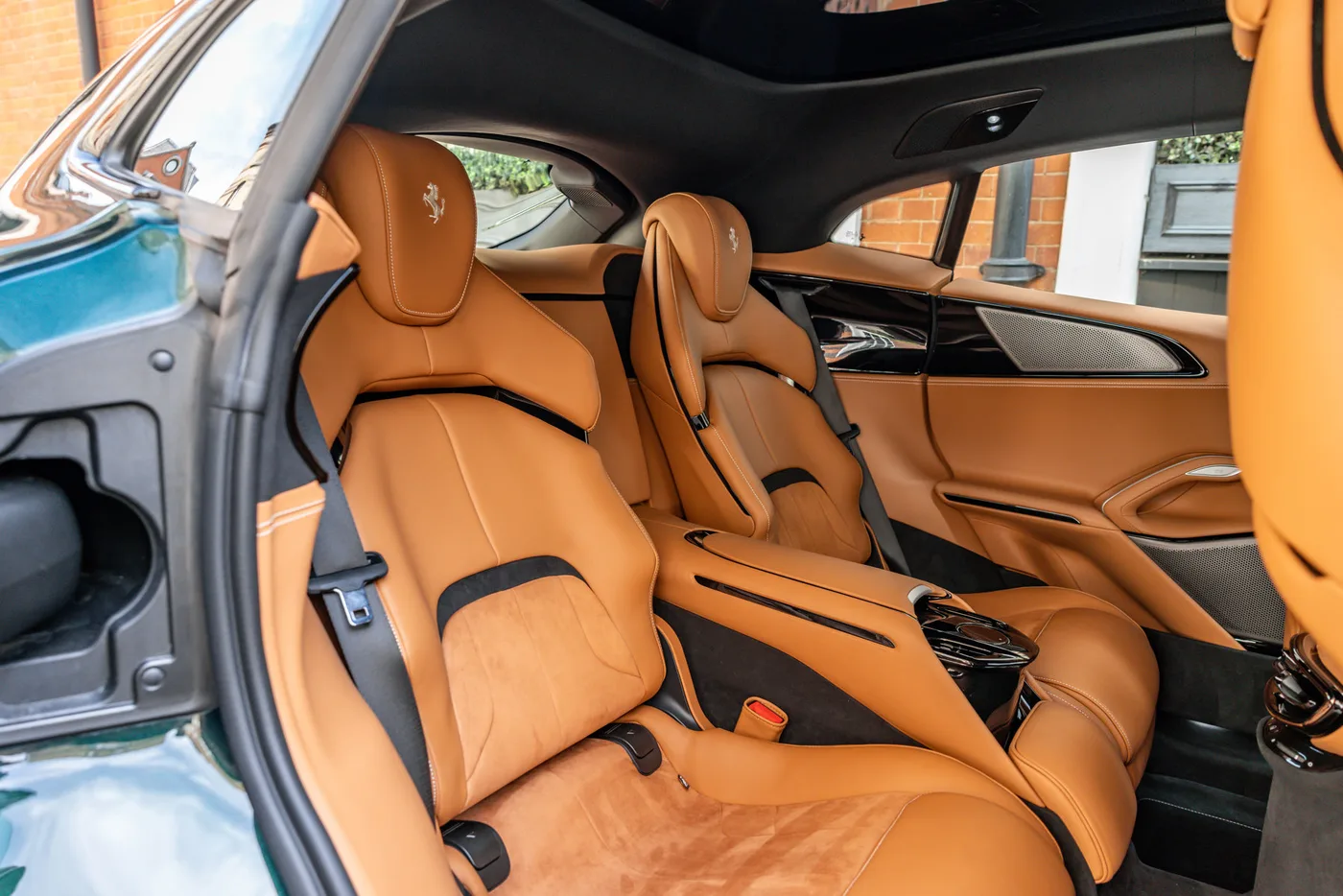 2024 Ferrari Purosangue angeboten von einer Vertragshändlergruppe in Mayfair, Vereinigtes Königreich, Foto 20 von 25