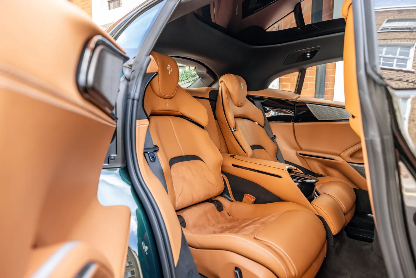 2024 Ferrari Purosangue angeboten von einer Vertragshändlergruppe in Mayfair, Vereinigtes Königreich, Foto 21 von 25