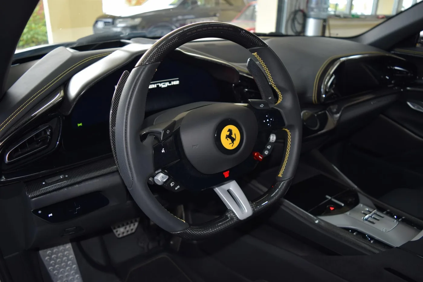 2024 Ferrari Purosangue angeboten von einem Fachhändler in Pfaffenhofen an der Ilm, Deutschland, Foto 6 von 15